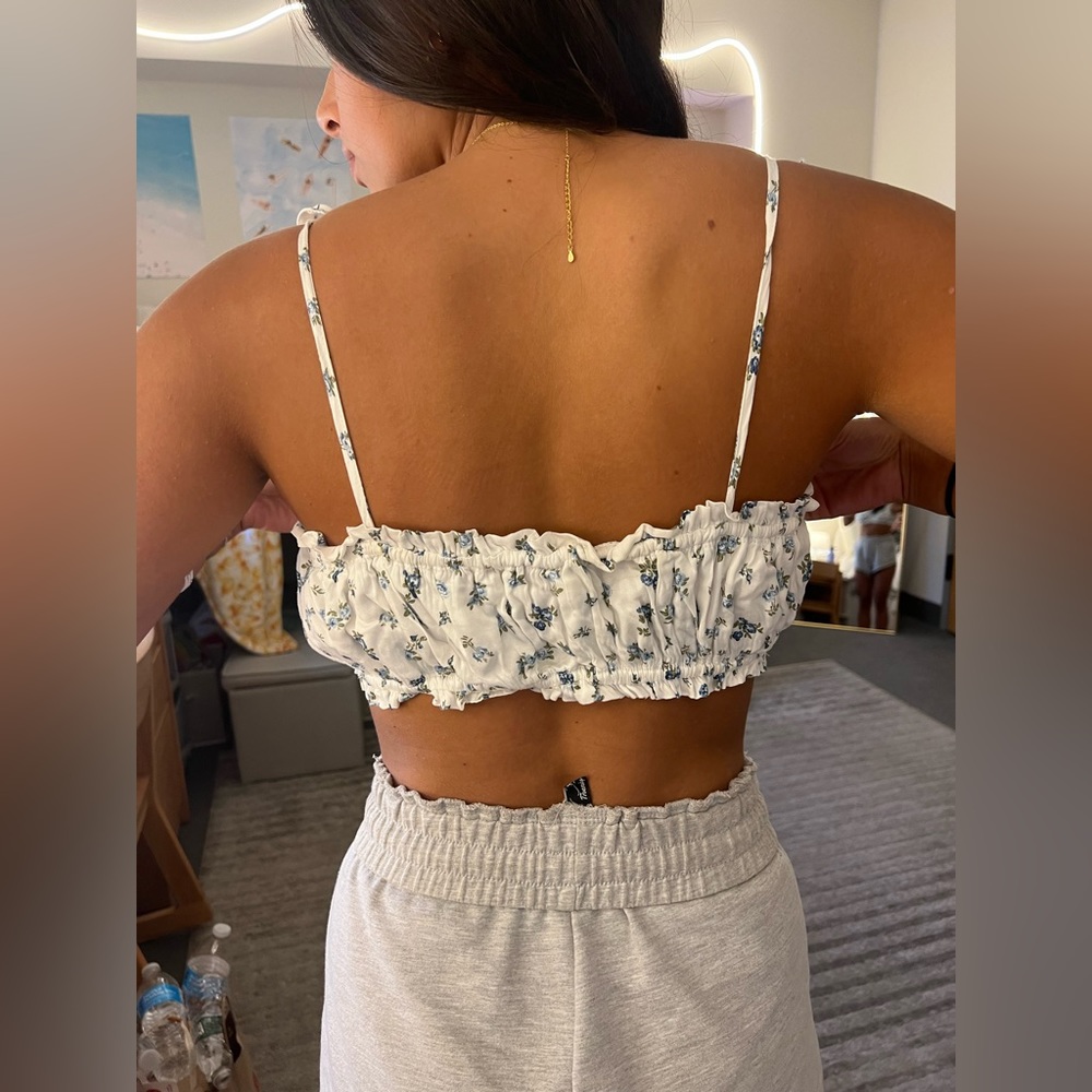 American eagle crop top
